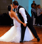 Brooke & Tim, Leonda by the Yarra Review